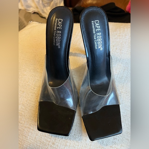 CAPE ROBBIN heels - Picture 3 of 8